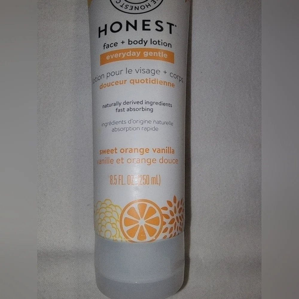 NWOT Honest Face And Body Lotion - Picture 3 of 5